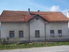 Stara Osnovna Škola U Dokmanovićima